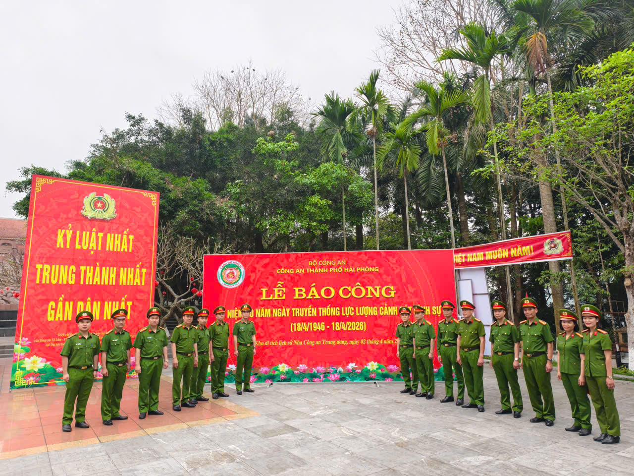 Phòng Cảnh sát hình sự tổ chức dâng hương, báo công tại Khu di tích lịch sử Công an nhân dân